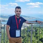 Ingénieur Chercheur, enseignant à l’université, propose des cours de physique et éventuellement de maths .